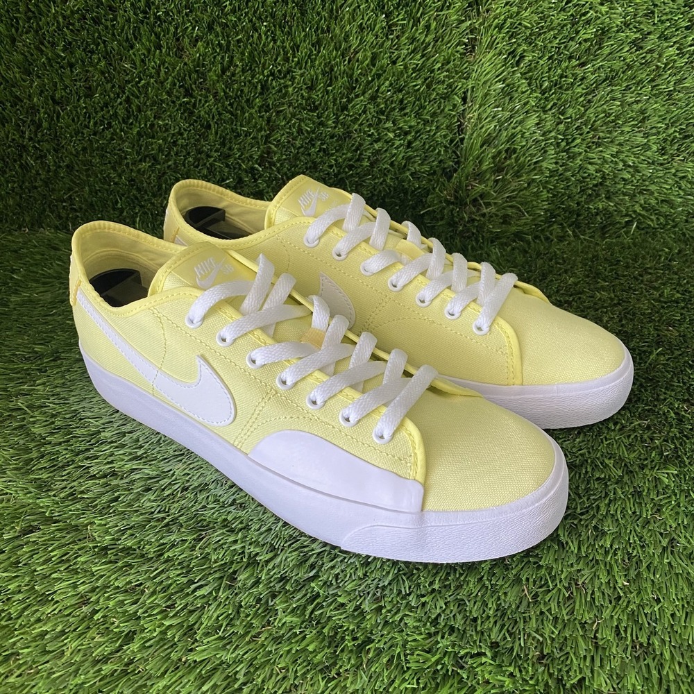 Nike Blazer Court SB Light Zitron Yellow  White Men's Size 9 Tennis Low Top NWOT